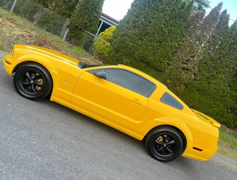 2005 Ford S197 Mustang GT - Image 6 of 11