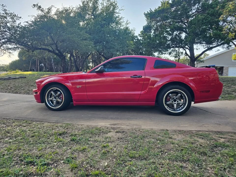 2005 Ford S197 Mustang GT - Image 2 of 10