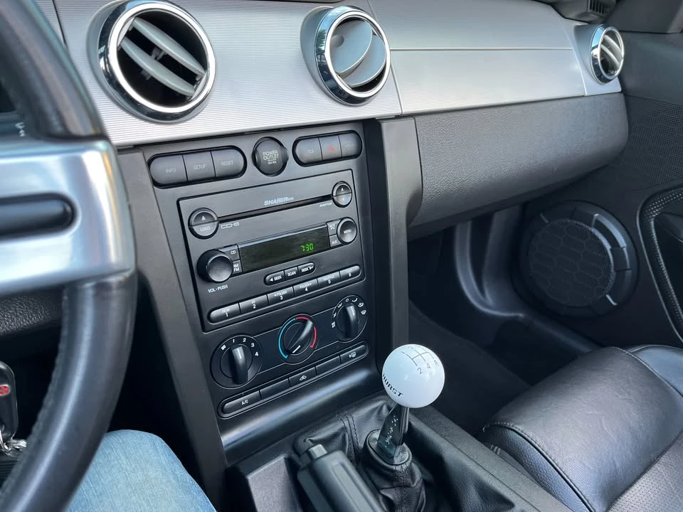 2005 Ford S197 Mustang GT - Image 16 of 19