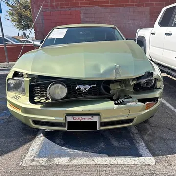 2005 Ford Mustang V6