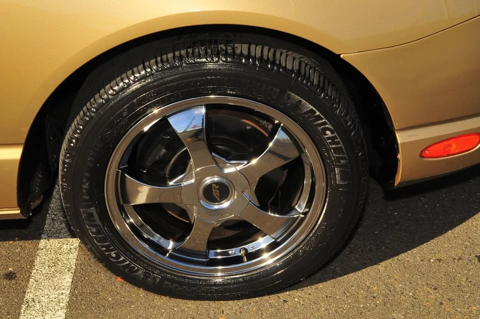 2005 Ford Thunderbird 11th Gen - Image 17 of 17