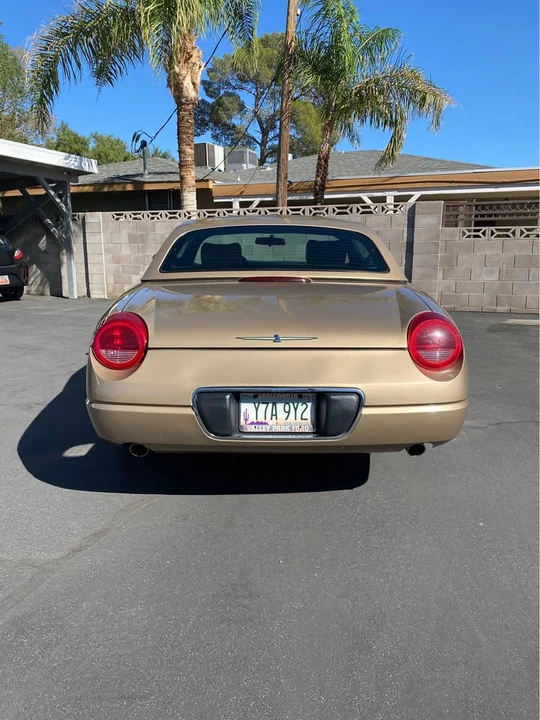2005 Ford Thunderbird 11th Gen - Image 4 of 20
