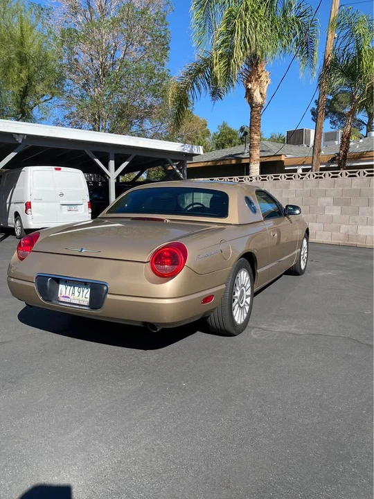2005 Ford Thunderbird 11th Gen - Image 3 of 20