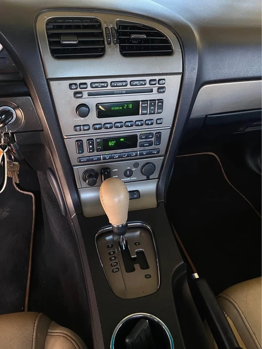 2005 Ford Thunderbird 11th Gen - Image 14 of 20