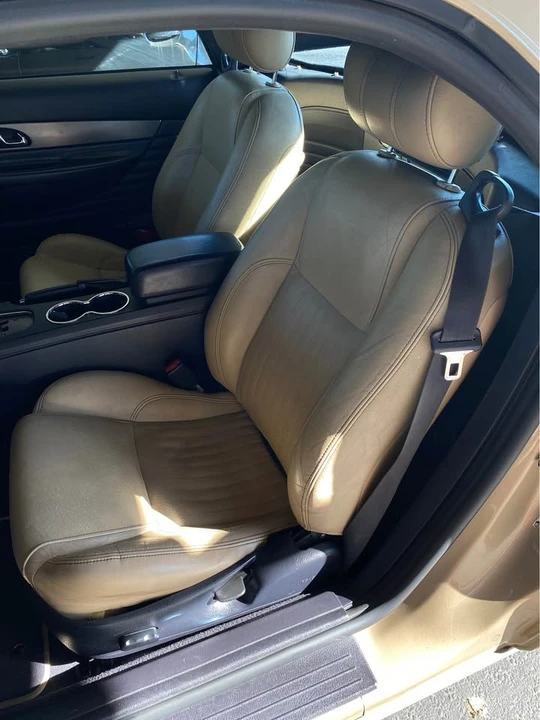 2005 Ford Thunderbird 11th Gen - Image 11 of 20