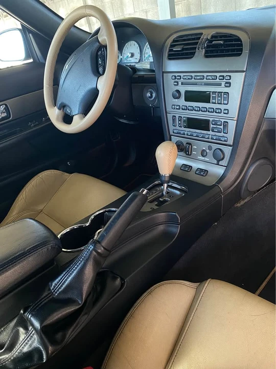 2005 Ford Thunderbird 11th Gen - Image 19 of 20