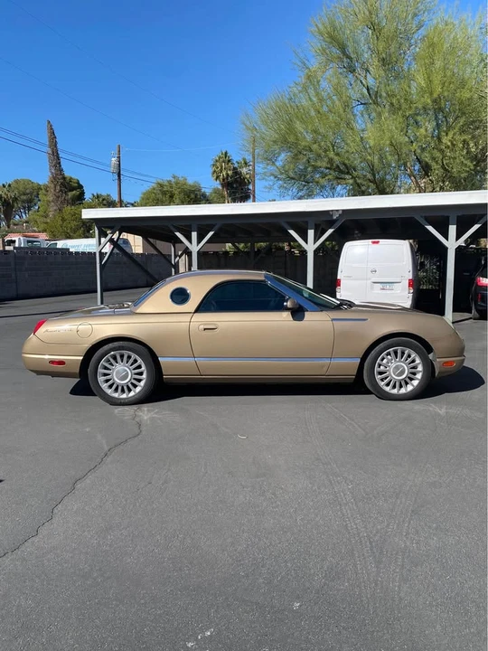 2005 Ford Thunderbird 11th Gen - Image 2 of 20