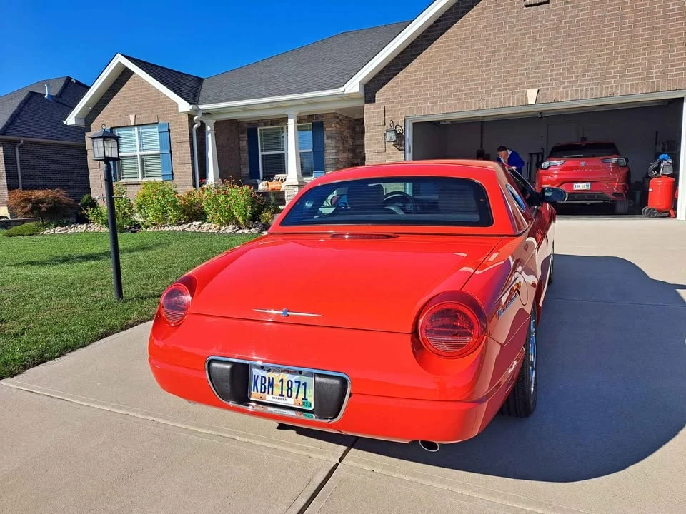 2005 Ford Thunderbird 11th Gen - Image 2 of 4