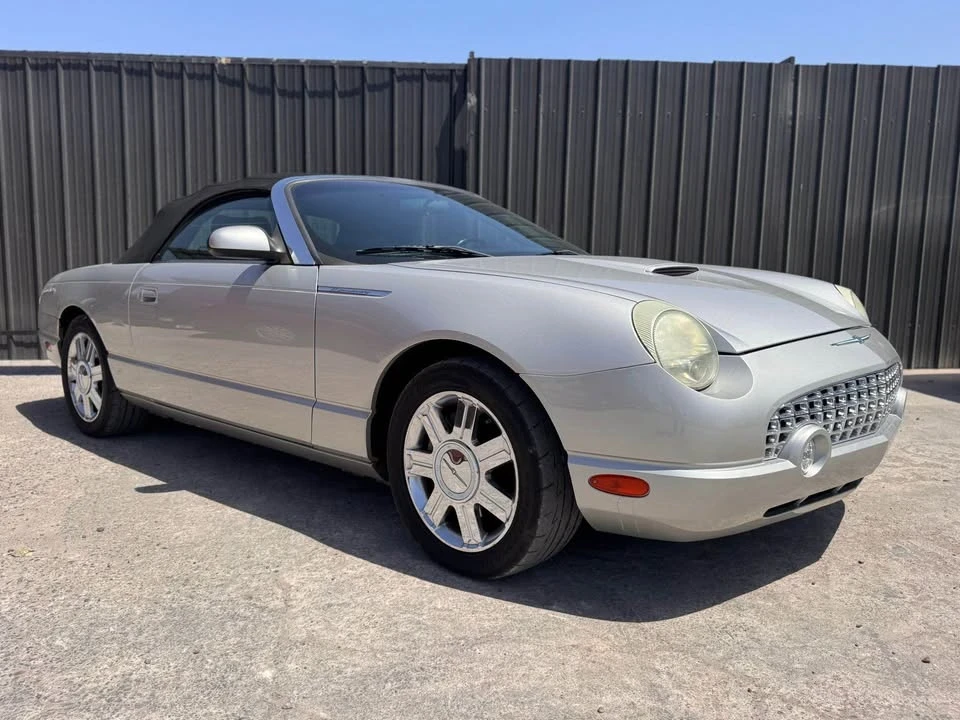 2005 Ford Thunderbird 11th Gen - Image 2 of 8