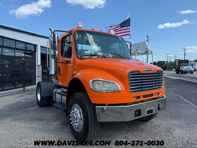 2005 Freightliner - Image 5 of 12