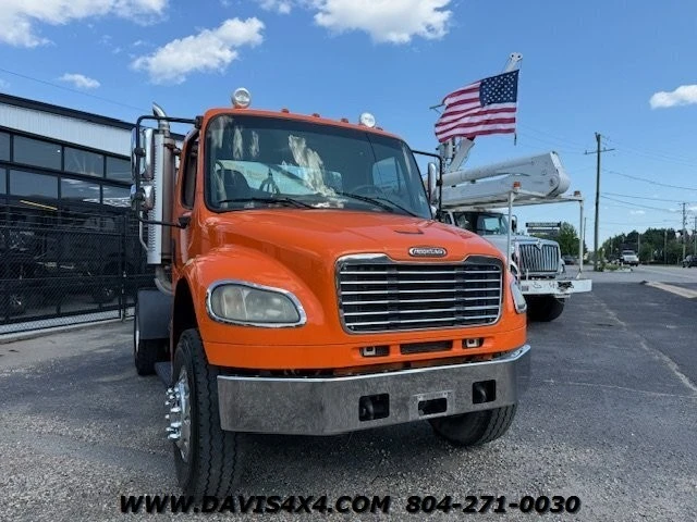 2005 Freightliner - Image 4 of 12