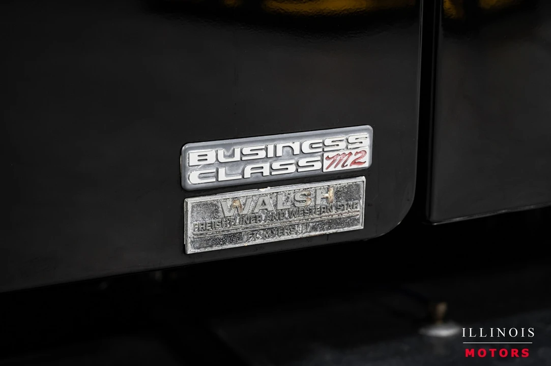 2005 Freightliner - Image 11 of 21