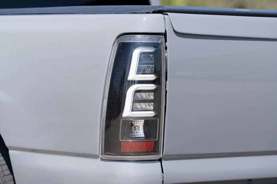 2005 GMC Sierra 2nd Gen - Image 14 of 29