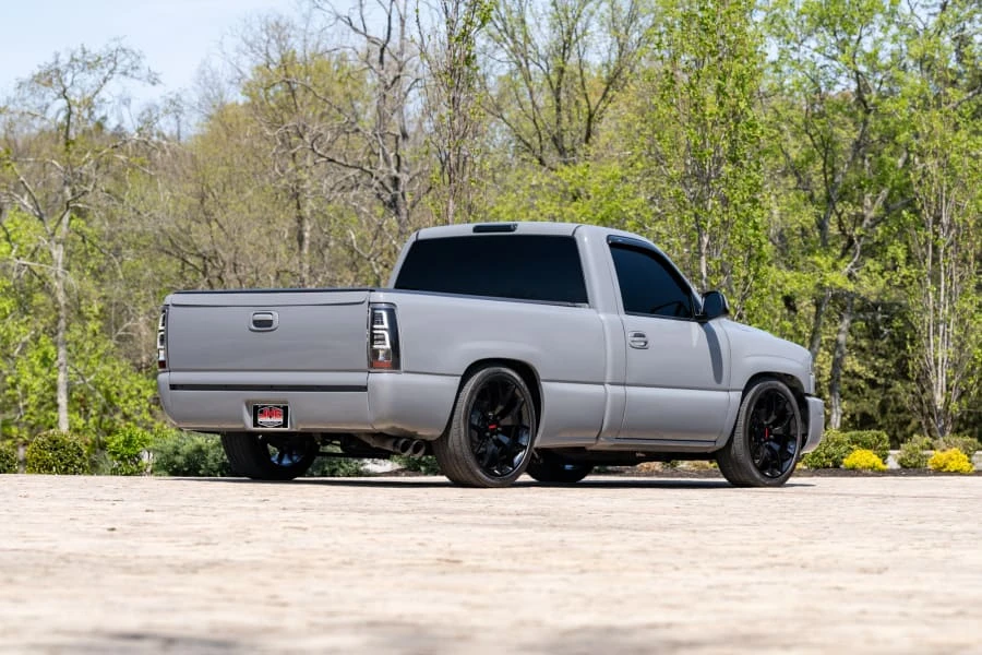 2005 GMC Sierra 2nd Gen - Image 16 of 29