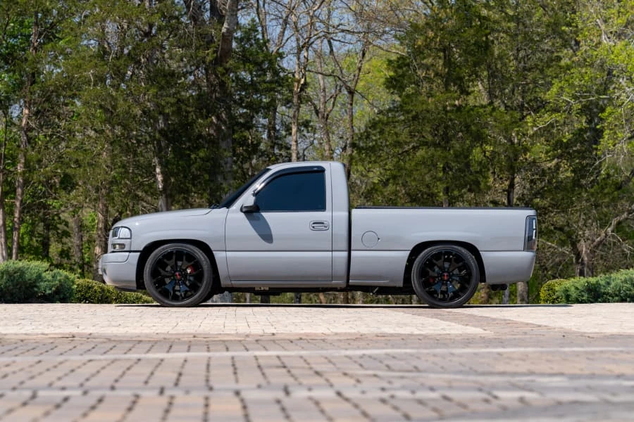 2005 GMC Sierra 2nd Gen - Image 12 of 29