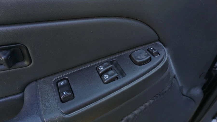 2005 GMC Sierra 2nd Gen - Image 13 of 13