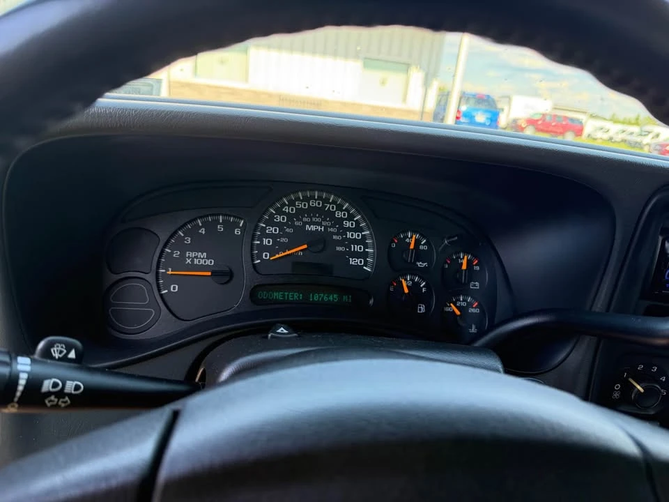 2005 GMC Sierra 2nd Gen - Image 11 of 14