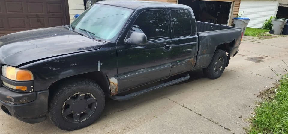 2005 GMC Sierra 2nd Gen - Image 6 of 8