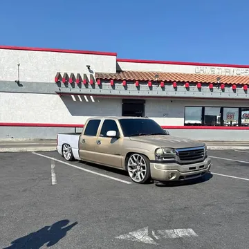 2005 GMC 1500 Regular Cab Short Bed