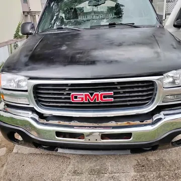 2005 GMC 1500 Regular Cab Short Bed