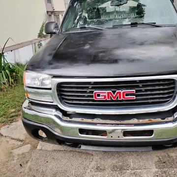 2005 GMC 1500 Regular Cab Short Bed