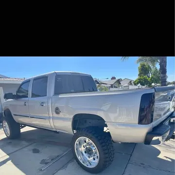 2005 GMC Sierra 1500 Regular Cab Short Bed
