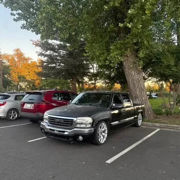 2005 GMC Sierra 1500 Regular Cab Short Bed