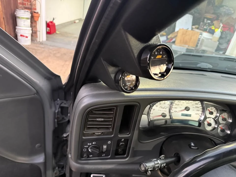 2005 GMC Sierra 2nd Gen - Image 9 of 10