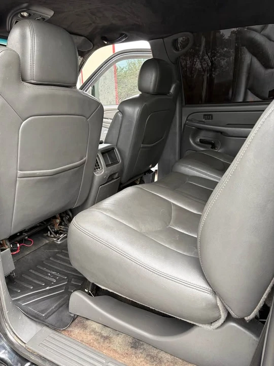 2005 GMC Sierra Heavy Duty 2nd Gen - Image 6 of 10
