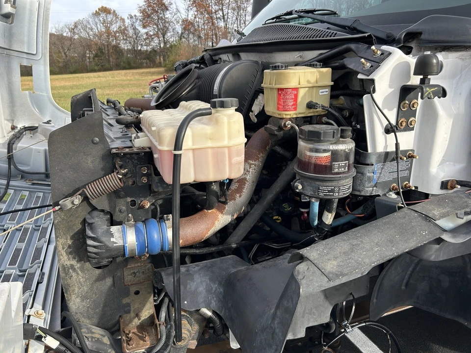 2005 GMC TopKick - Image 31 of 31