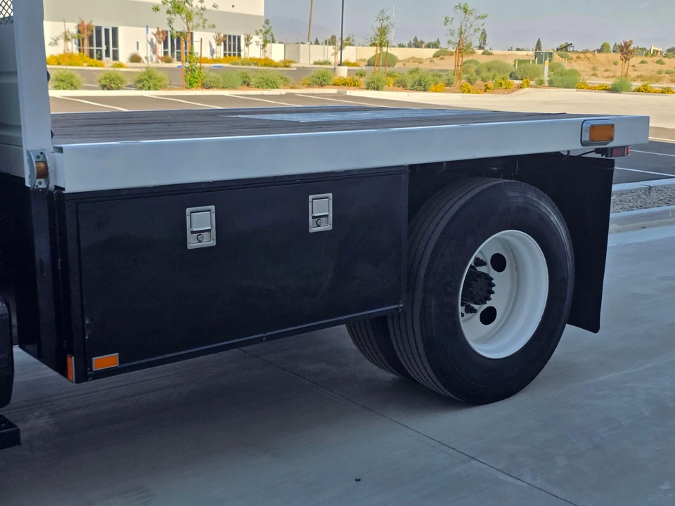2005 GMC TopKick - Image 31 of 31