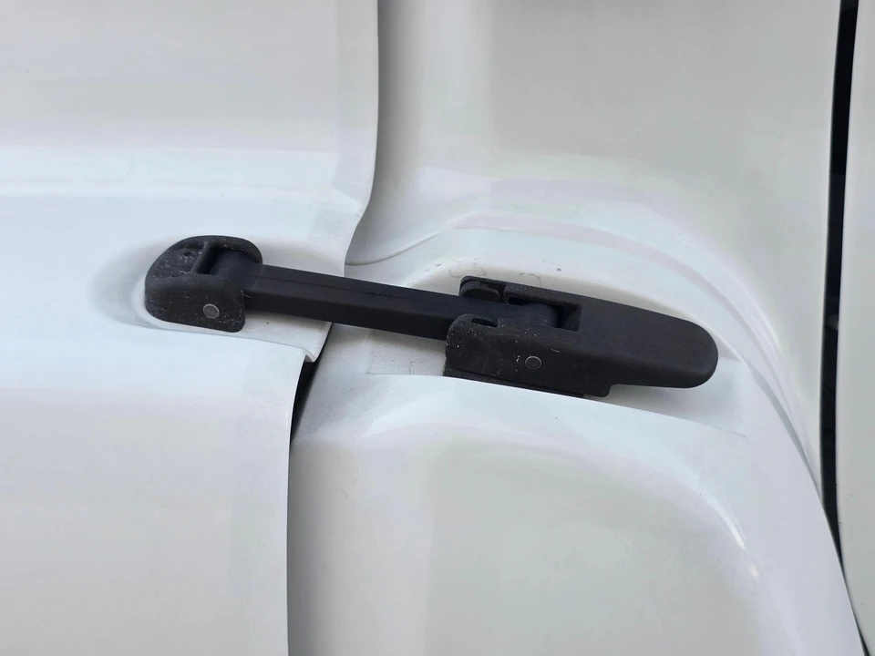2005 GMC TopKick - Image 23 of 31