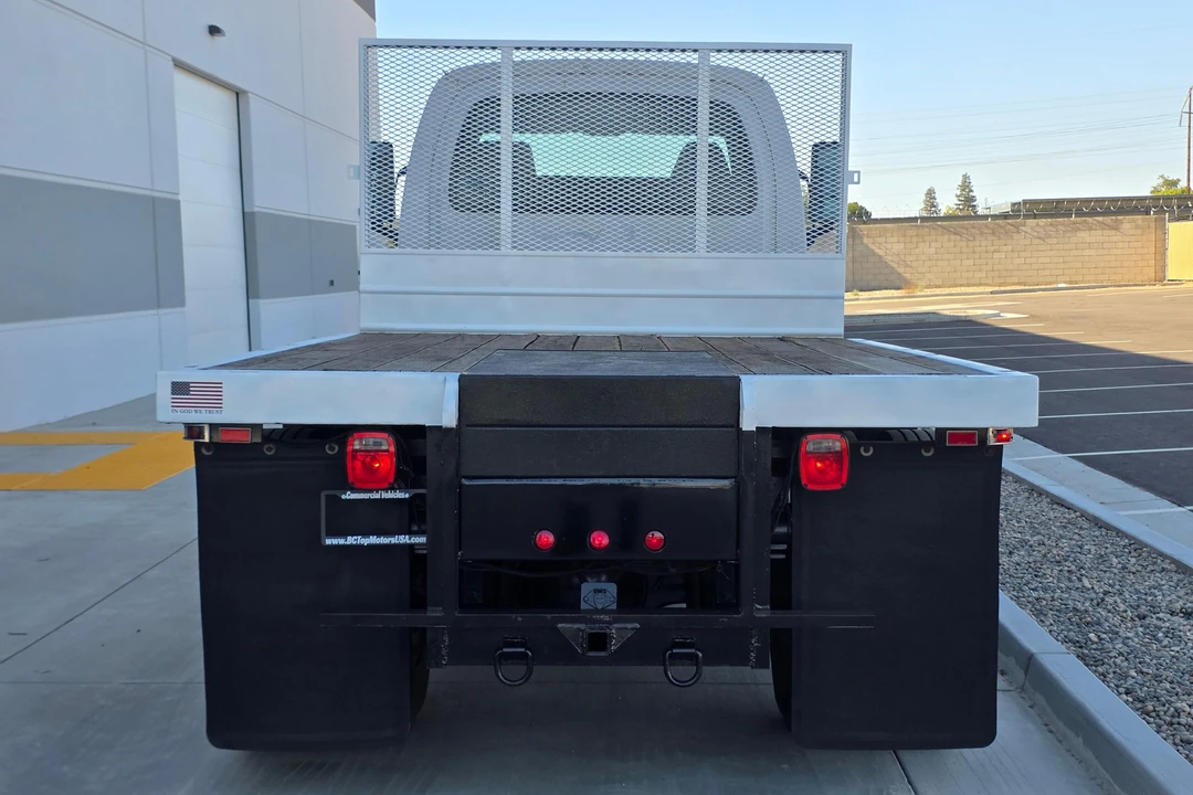 2005 GMC TopKick - Image 5 of 31