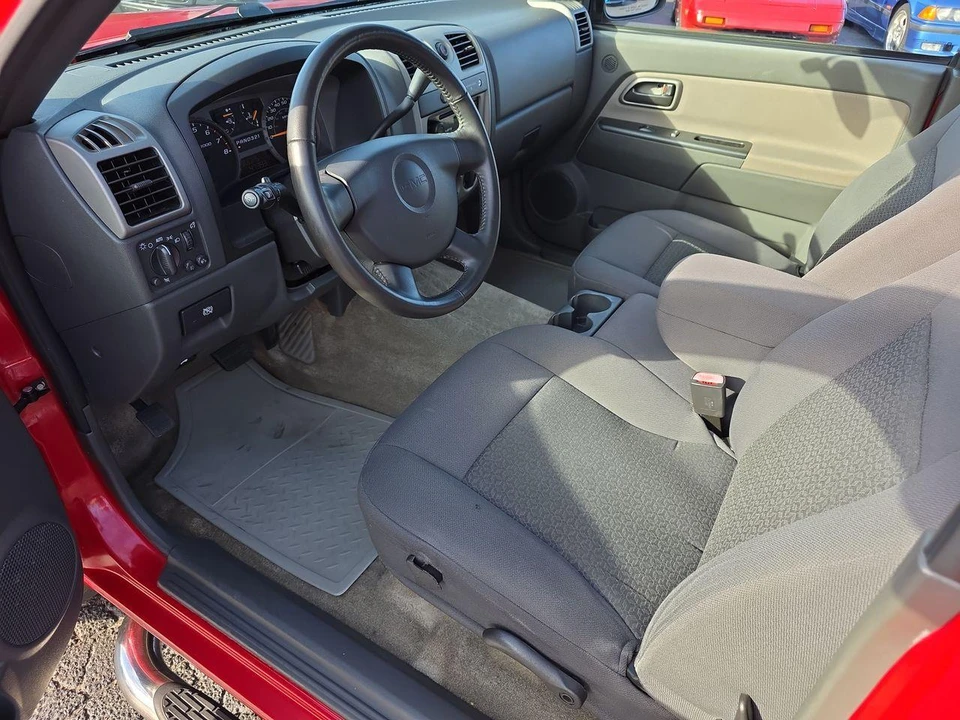 2005 GMC Canyon 1st Gen - Image 4 of 31