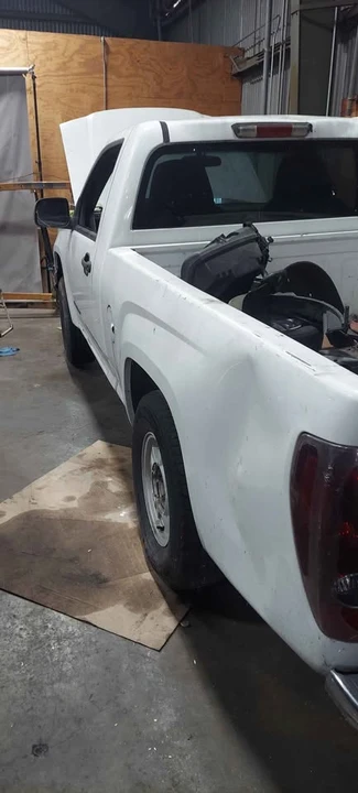 2005 GMC Canyon 1st Gen - Image 2 of 8