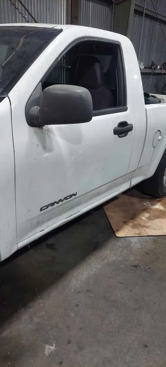 2005 GMC Canyon 1st Gen - Image 7 of 8
