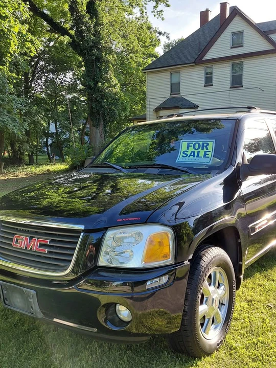 2005 GMC Envoy - Image 3 of 4