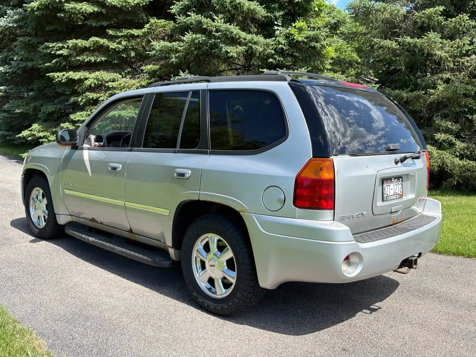 2005 GMC Envoy - Image 3 of 11