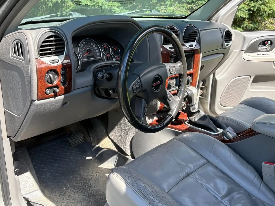 2005 GMC Envoy - Image 7 of 11