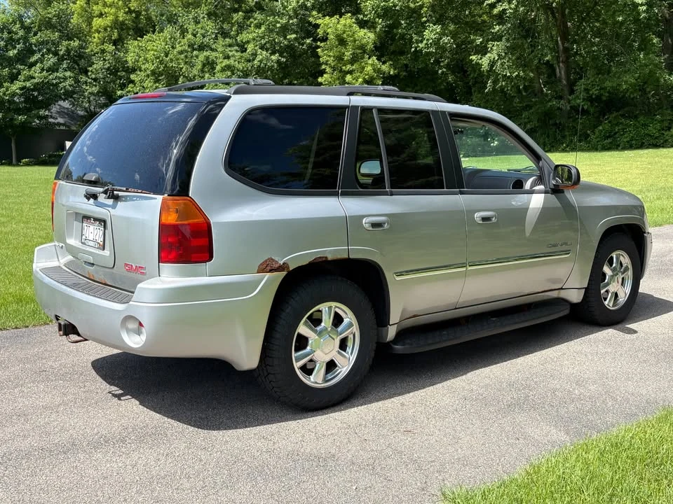 2005 GMC Envoy - Image 4 of 11