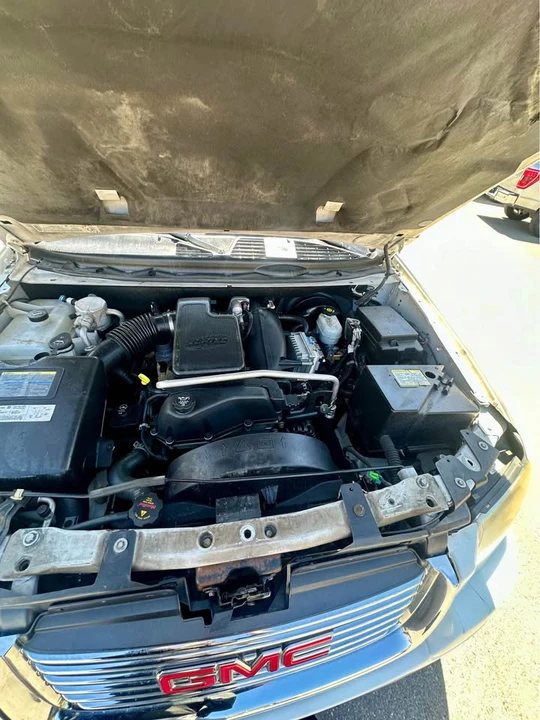 2005 GMC Envoy - Image 14 of 14