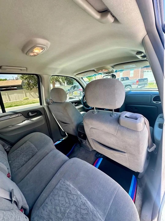 2005 GMC Envoy - Image 11 of 14