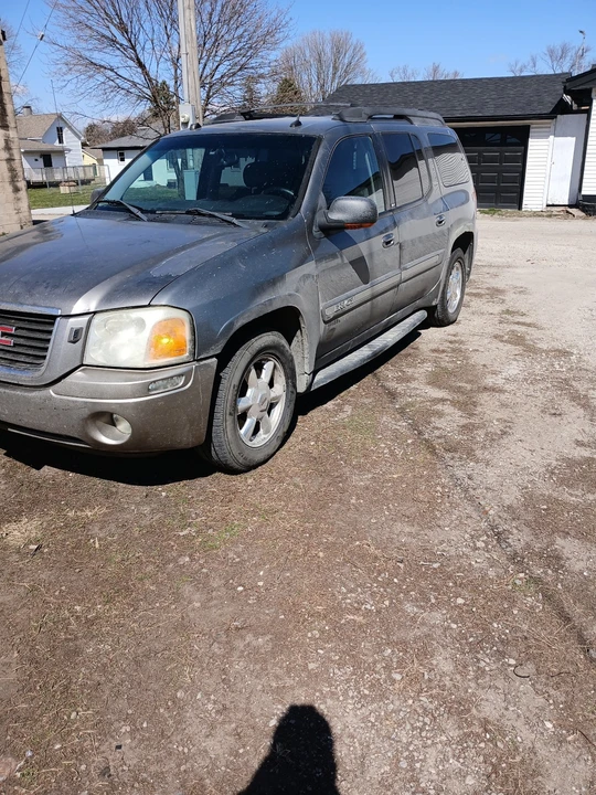 2005 GMC Envoy - Image 2 of 9