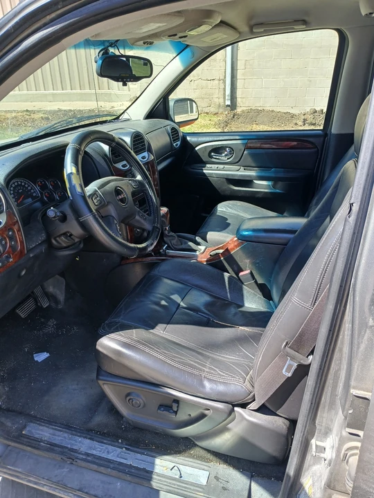 2005 GMC Envoy - Image 9 of 9