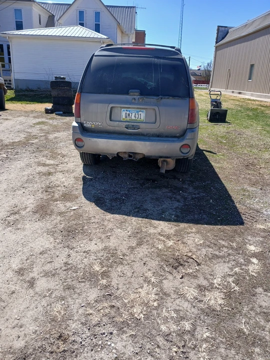2005 GMC Envoy - Image 4 of 9