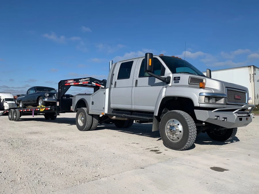 2005 GMC TopKick - Image 7 of 8
