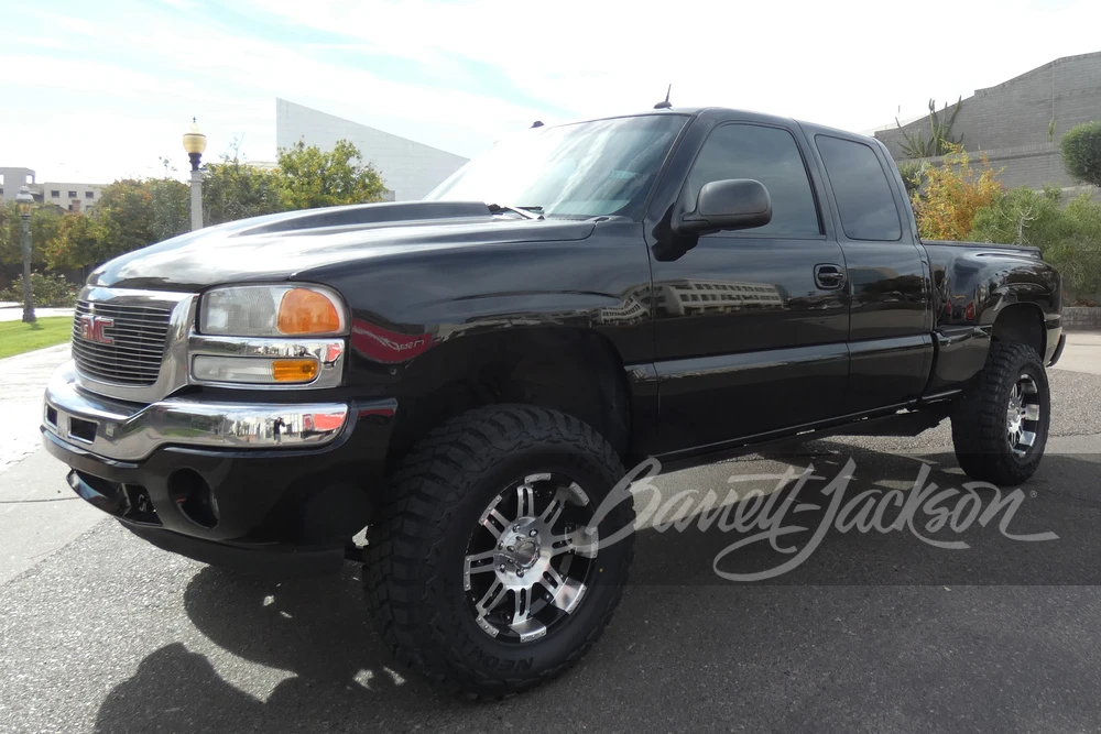 2005 GMC Sierra 2nd Gen - Image 10 of 22