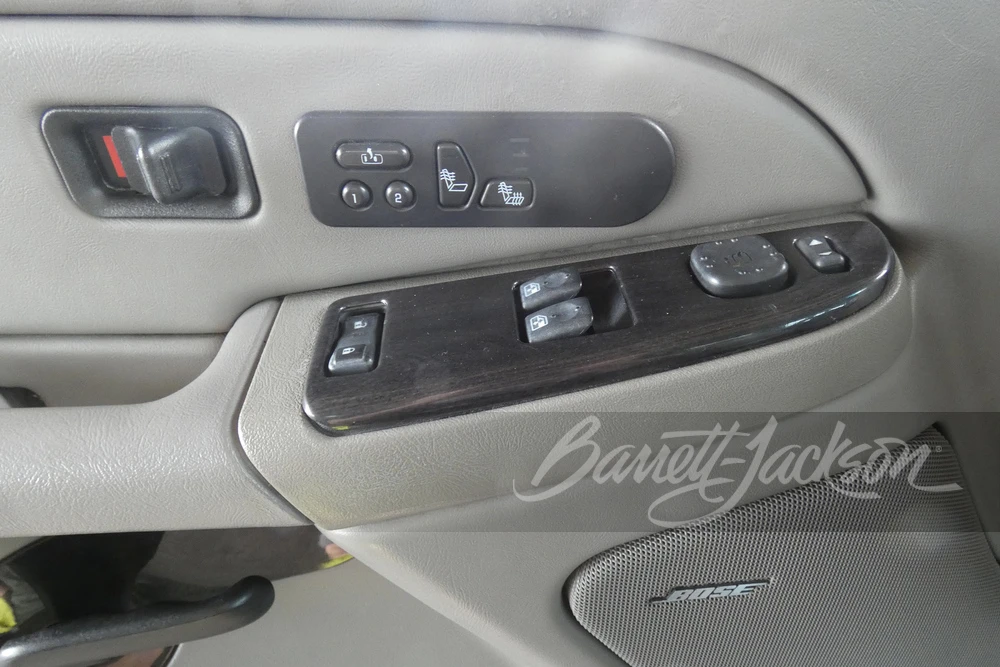2005 GMC Sierra 2nd Gen - Image 11 of 22