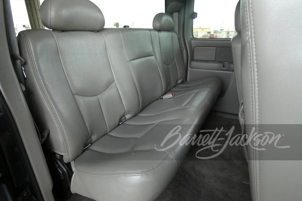 2005 GMC Sierra 2nd Gen - Image 13 of 22