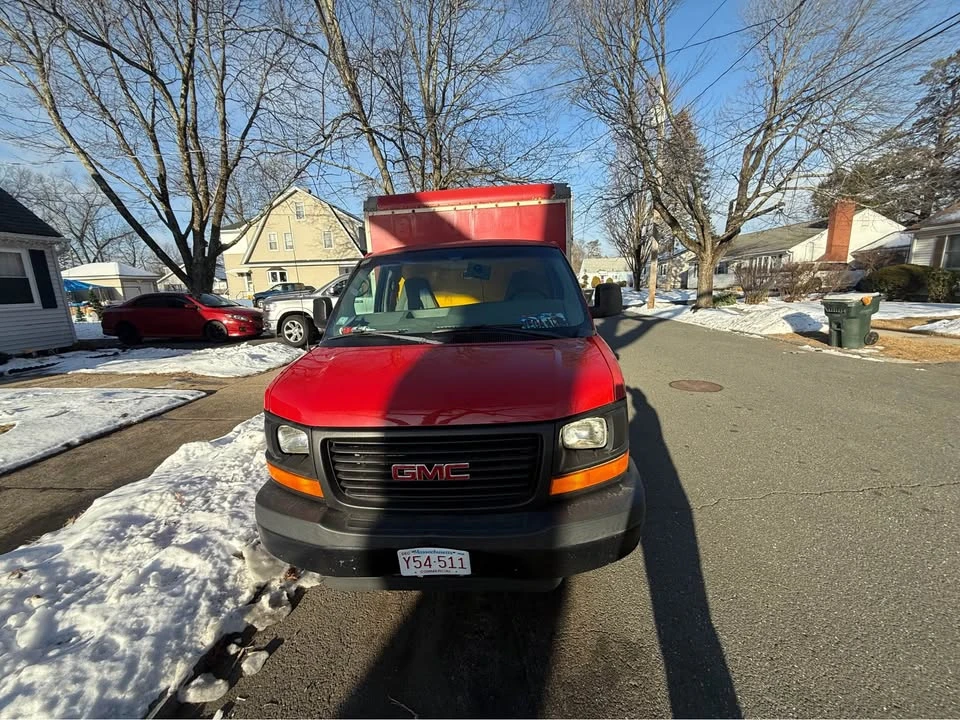 2005 GMC Savana - Image 4 of 7